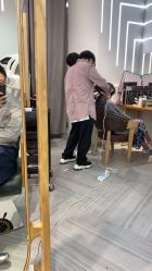 -苏豪路易士·嘉玛发廊