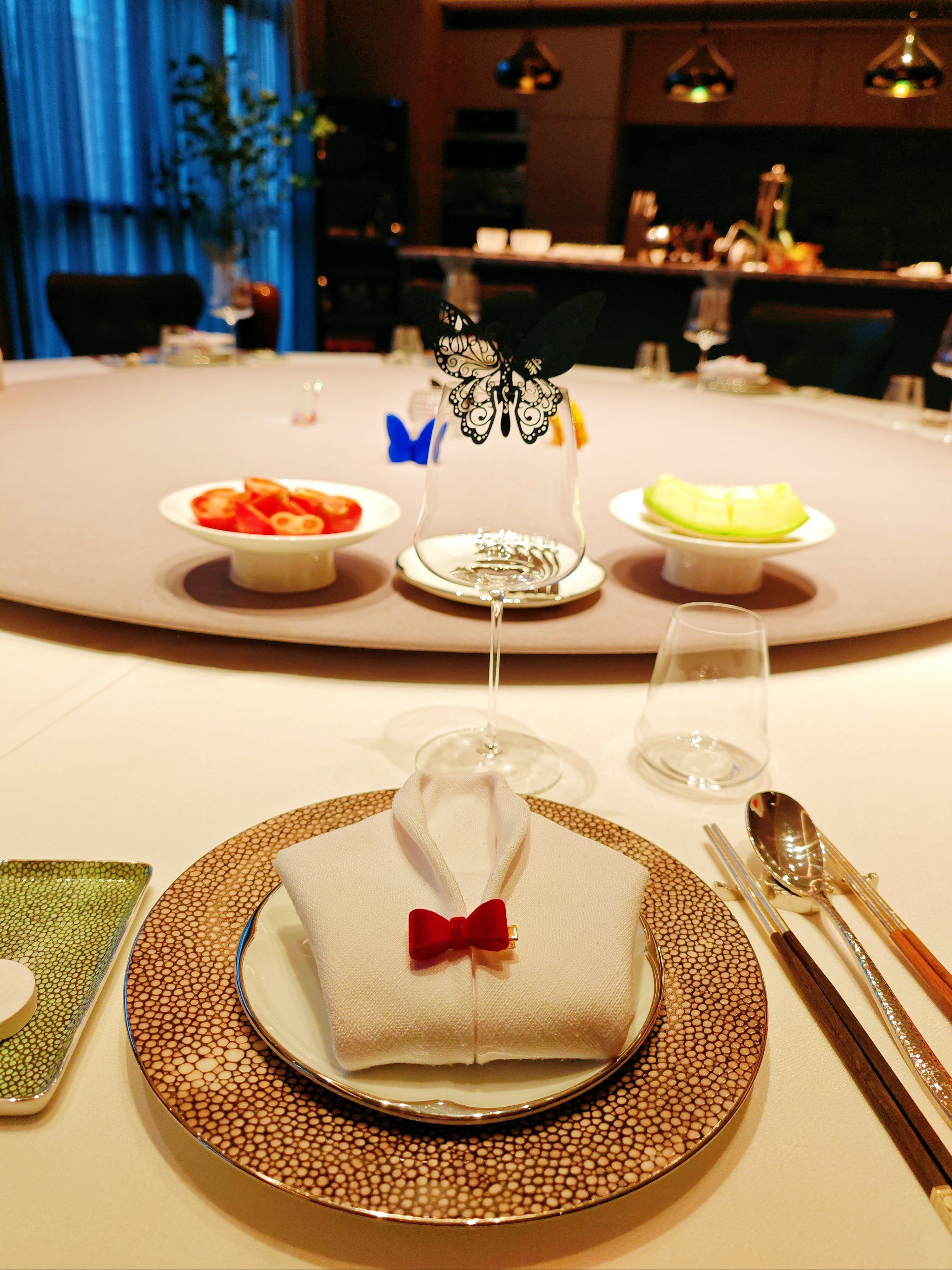 在青岛有点小钱才能吃的高端餐厅纯享版