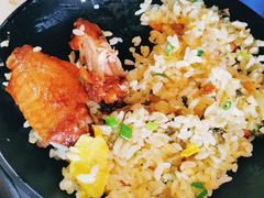 -老娘舅餐厅(黄龙体育中心店)