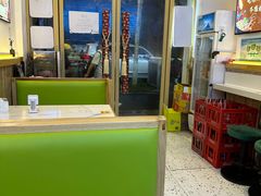 -弘束束柳州深巷螺蛳粉(珠江路店)