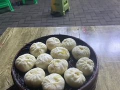 -舒小笼松针小笼包