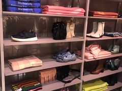 -Acne Studios(芮欧百货店)