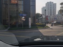 -漕河泾印象城-停车场