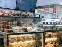 面包甜点陈列柜-白玉兰食品(甜云店)