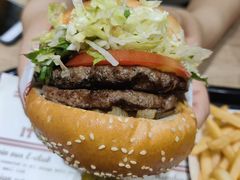 -The Habit Burger Grill 哈比特汉堡(复兴soho店)