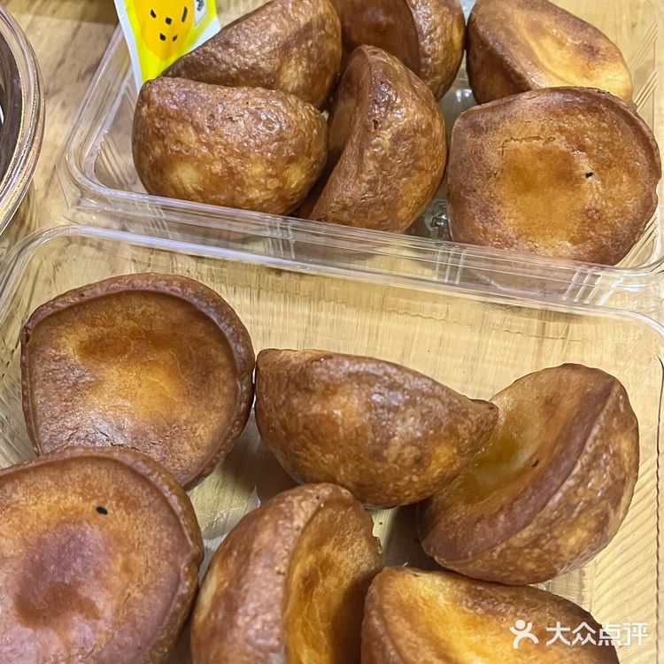 鲍师傅的黄油年糕好好吃啊！沪溪河好吃吗？
