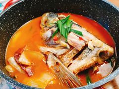 阿汤哥鱼头汤泡饭-豆蔻电影主题餐厅(四牌楼店)