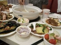 -泉福居酱骨头自助广场(南大街商业步行街店)