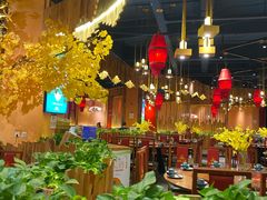 -老滇山寨•云南特色菜•地方菜•民族风情歌舞表演(金碧店)