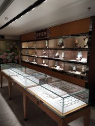 -北京七彩云南翡翠珠宝旗舰店(月坛店)