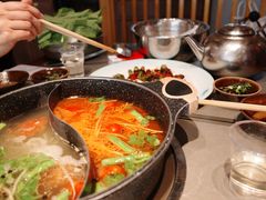 -苗阿哥酸汤牛肉火锅(体育场店)
