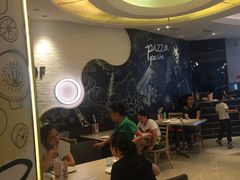 大堂-必胜客(湘隆店)