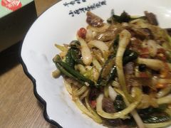 -偶屋里钵少爷(时代广场店)