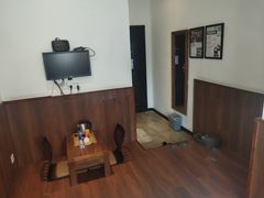 -拖板鞋咖啡旅行酒店(春熙路地铁站店)