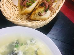 -秦小龙驴肉火烧馆