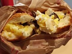 黑松露菌菇风味贝果-Tims天好咖啡·贝果(东方广场店)