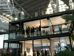 -东浩兰生上海世博展览馆