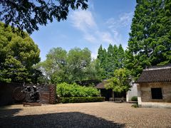 -上海市龙华烈士陵园