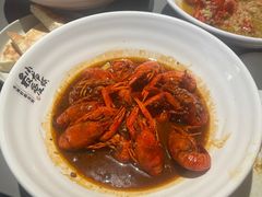 -龙巢盱眙龙虾·牛蛙·烧烤宵夜(八卦岭店)