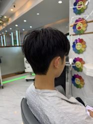 -秦·专注剪发