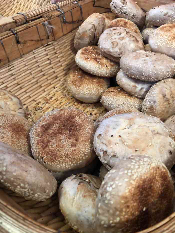 李小老烧饼-"常营附近的 清真餐厅 周围还有不少清真餐.