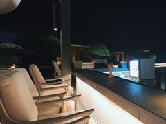 -瑰丽酒店·海吧·天际下午茶·现场DJ·天台酒吧