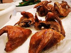 生烧乳鸽皇-广州酒家(文昌总店)
