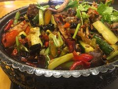 -八一路好吃街(雨田商务大厦店)