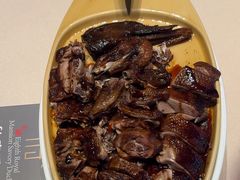 -八府香鸭·啫啫煲(华山路店)