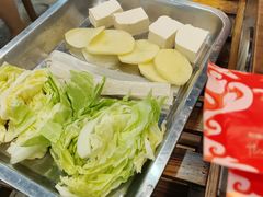 -超越炭火牛蛙火锅鸡(河东店)