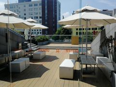 -UNI UNI(环亚凯瑟琳店)