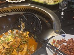 -袁小二大东北铁锅炖(吉祥村总部)