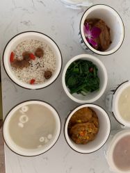-爱陪伴一对一月子中心(融侨店)