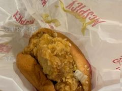 肉肉大方炸鸡堡-麦当劳(东直门外大街店)