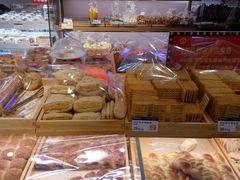 -昆明冠生园·蛋糕·面包(南强街店)