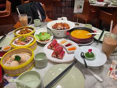 -蝴蝶里·粤菜·点心(滨江龙湖店)