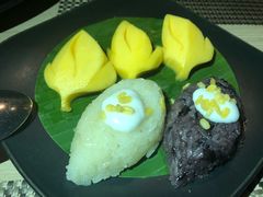 芒果糯米饭-Ruen Urai