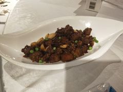 黑蒜子牛肉粒-宝轩渔府·老字号海鲜·正宗津菜(水上店)