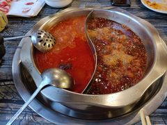 牛油鸳鸯锅-重庆大队长火锅(凤城八路店)