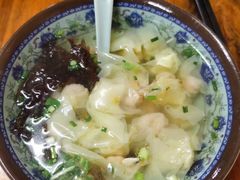 -无名氏宵夜小摊(祝家三姐妹馄饨店)