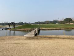 -银涛高尔夫练习场(徐泾店)