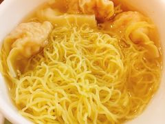 -新大咀港式茶餐厅(宝山万达店)
