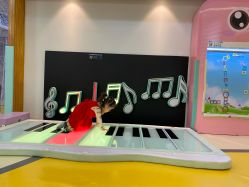 -多多淘儿童体验中心(重庆来福士店)