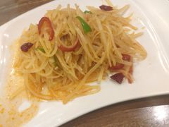 -清真·玛丽亚新疆菜主题餐厅(浙江中路店)