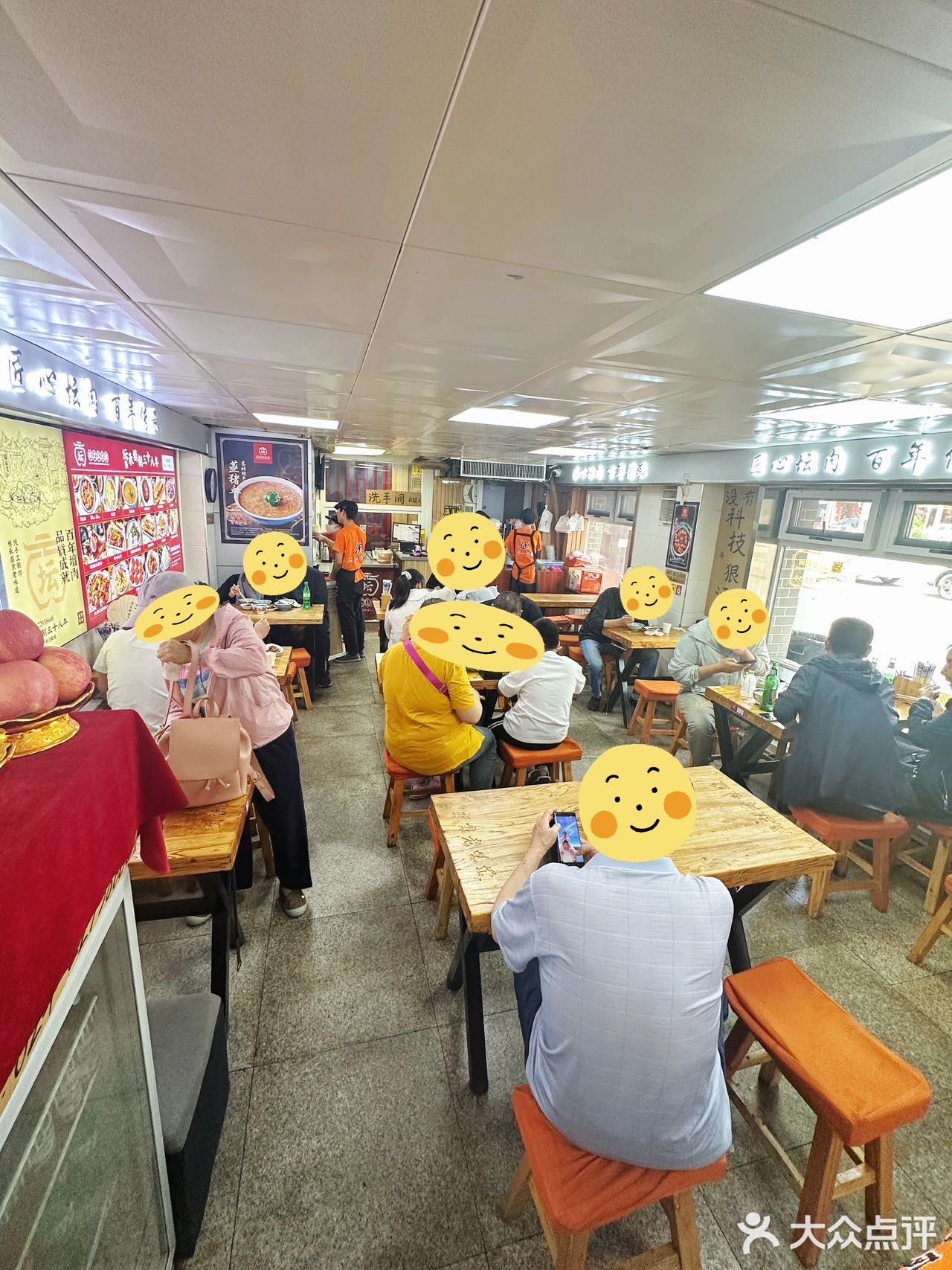 沈阳的这家三十八年老店 依然天天爆满