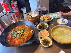 -富正毅三下锅·湘西韵味(天门山索道店)