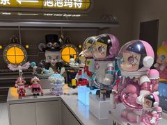 -泡泡玛特POPMART(蓝色港湾店)