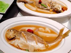 小黄鱼-滩外滩·本帮江浙菜(新天地店)