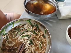 -正宗杨记普洱酸醋米线(总店)