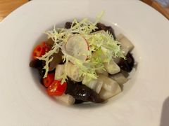 酸辣藕尖炒云耳-汝是素•文创素食馆(金月湾店)